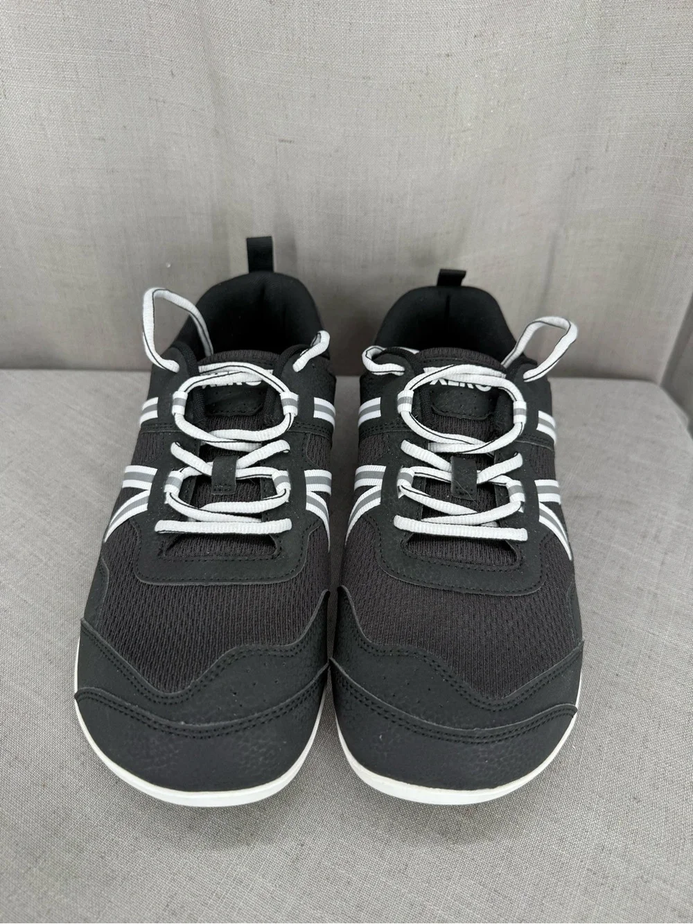Xero Shoes Men’s Prio Barefoot Minimalist Athletic Sneaker Black White Size 11